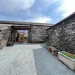 The District Bunkbarn, Ings