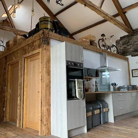The District Bunkbarn, Ings * 켄달