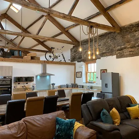The District Bunkbarn, Ings Holiday home Kendal